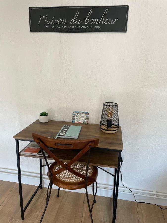 Apartamento Un Cocon Au Coeur De La Champagne Avec Parking Épernay Exterior foto